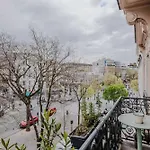 3 Bedroom Apartment With Balcony - Belleville
